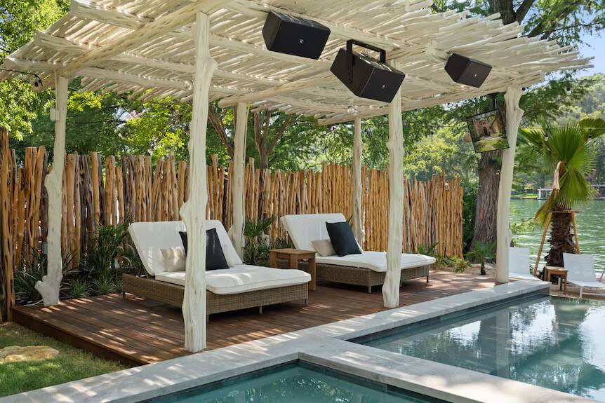 Cross Lake Hideaway Austin vacation rental photo 10
