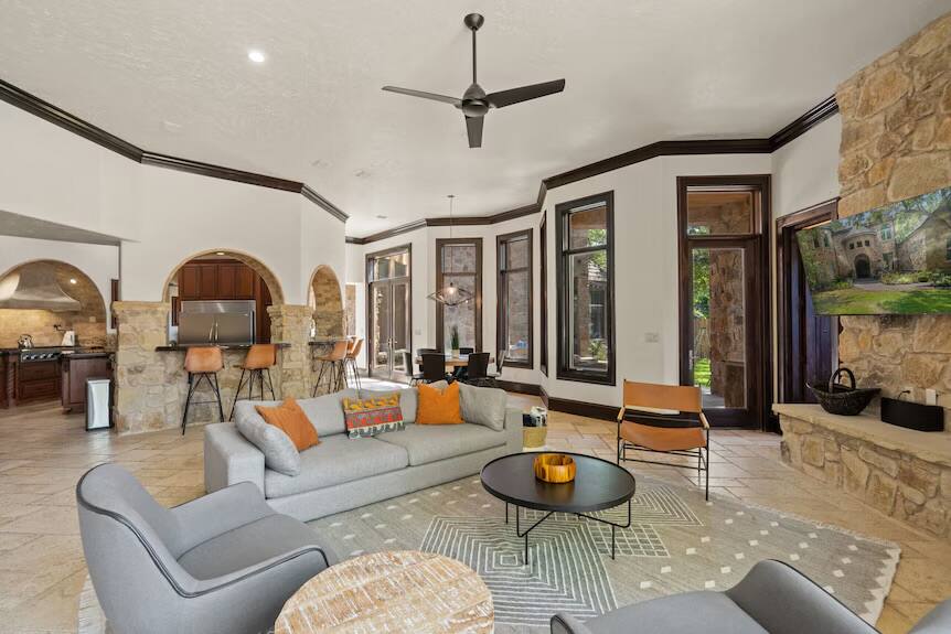 Cross Lake Hideaway Austin vacation rental photo 17