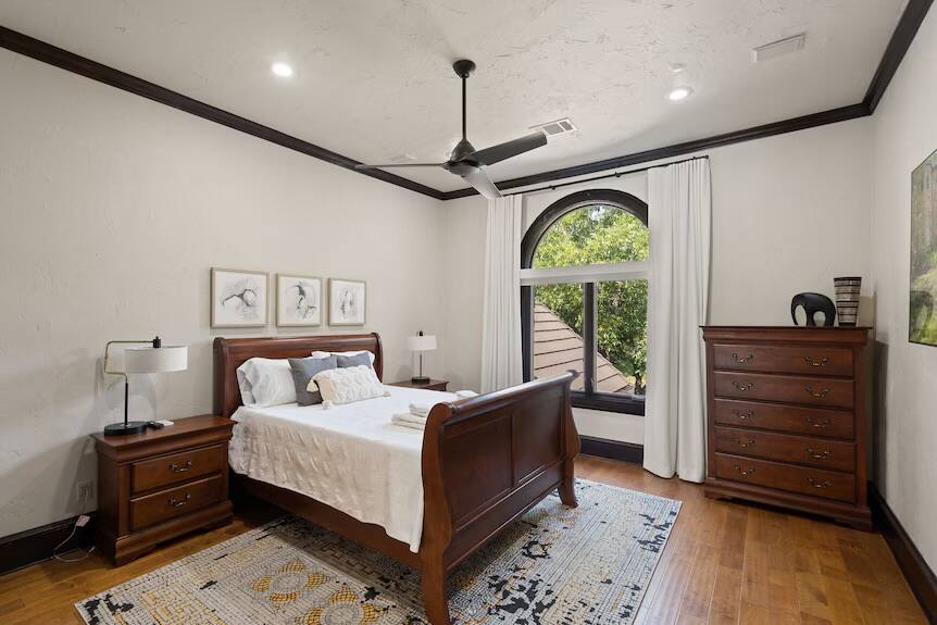 Cross Lake Hideaway Austin vacation rental photo 35