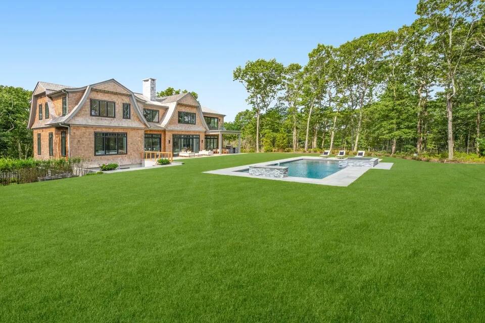 Fairfield Hampton Hamptons vacation rental photo 1