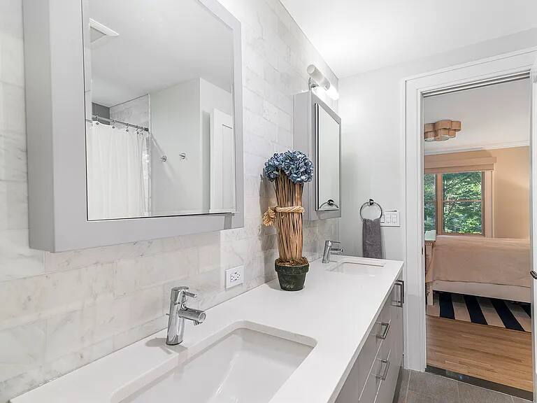 Fox Retreat Hamptons vacation rental photo 20