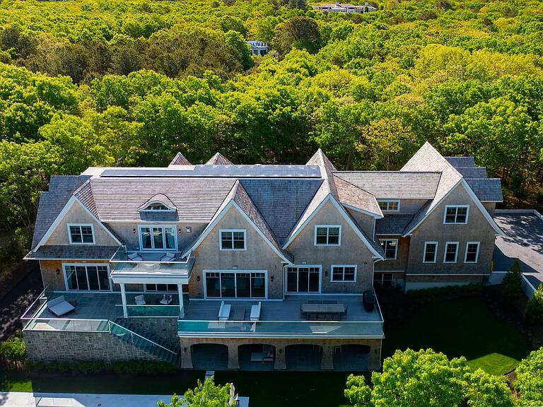 Hampton House Hamptons vacation rental photo 3