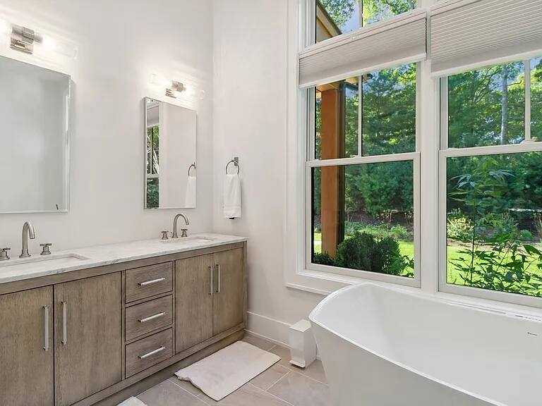 Jeszie Retreat Hamptons vacation rental photo 24