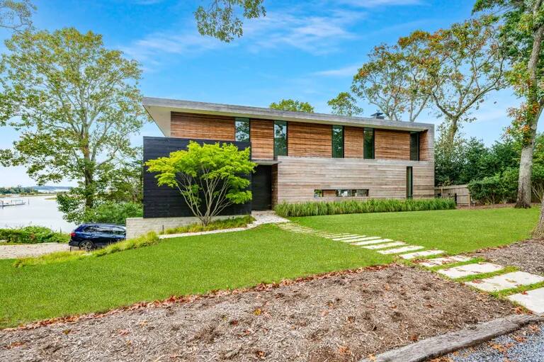 Montague Hamptons vacation rental photo 2
