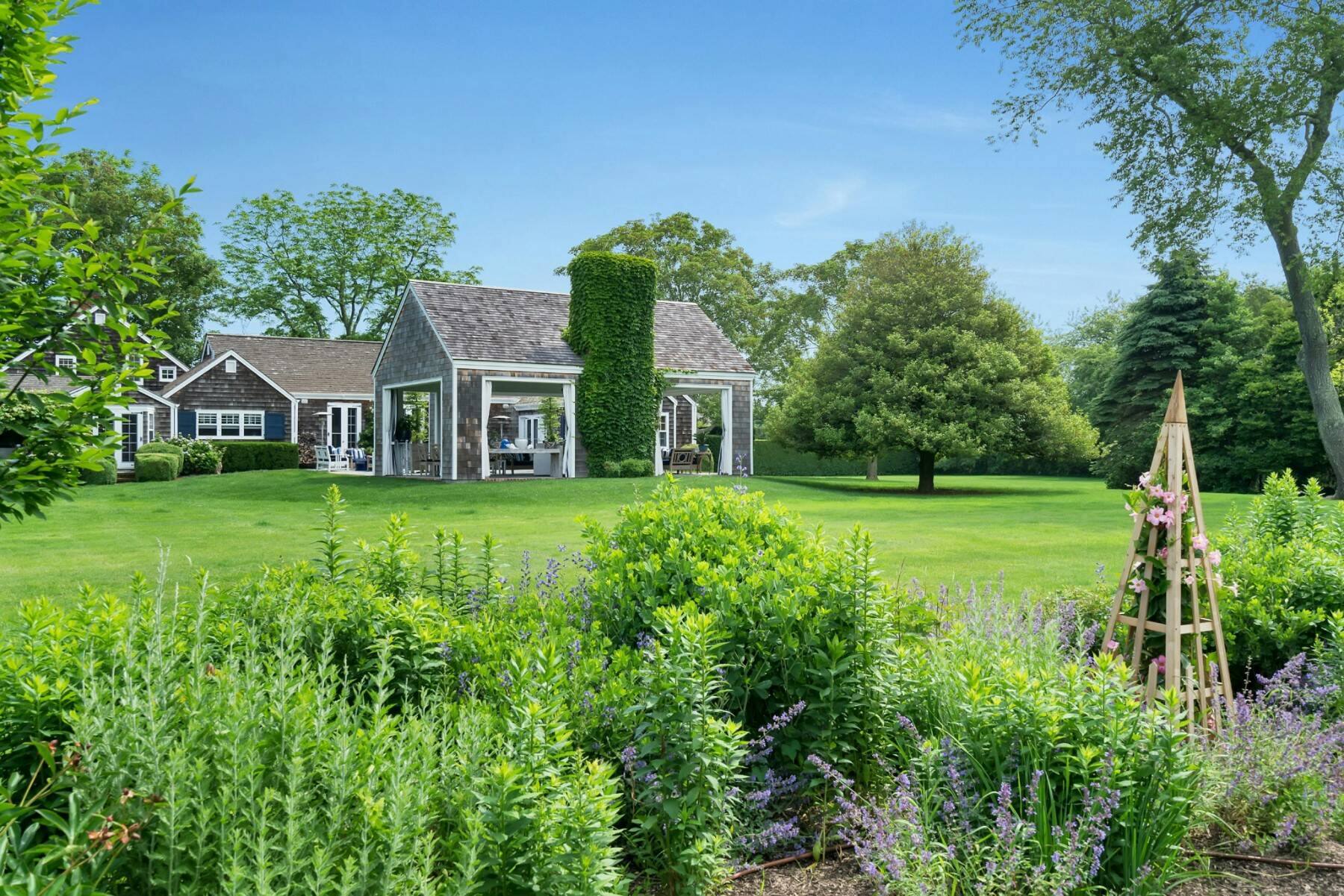 Water Mill Beach Hamptons vacation rental photo 2