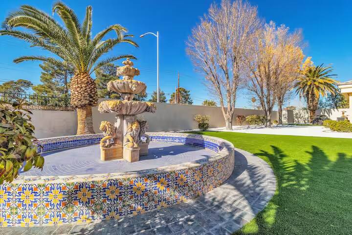Vegas Outpost Las Vegas vacation rental photo 10