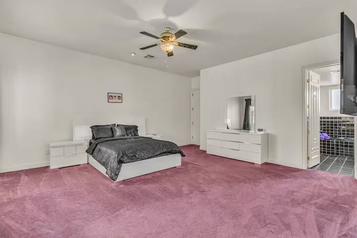 Vegas Outpost Las Vegas vacation rental photo 43
