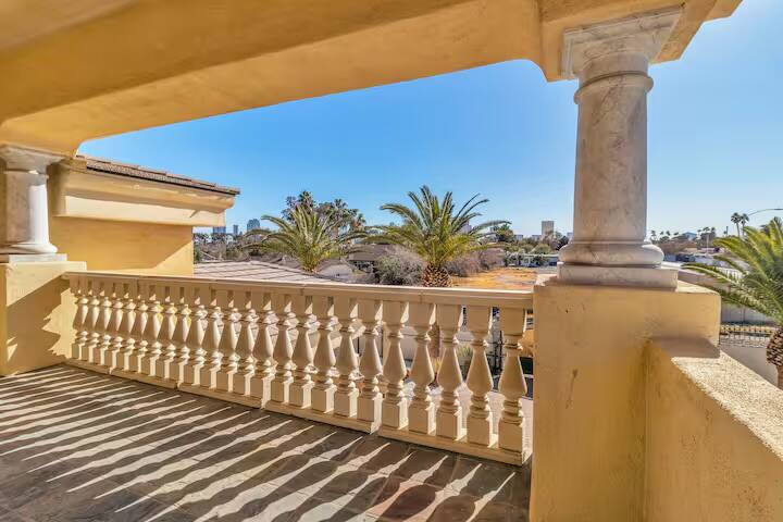 Vegas Outpost Las Vegas vacation rental photo 45