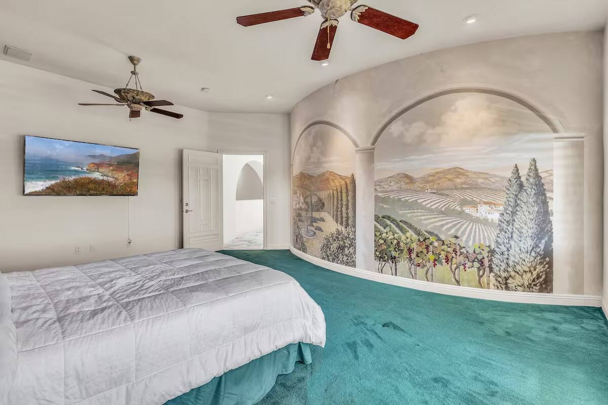 Vegas Outpost Las Vegas vacation rental photo 49