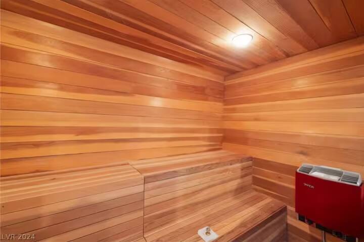 Vegas Outpost Las Vegas vacation rental photo 57