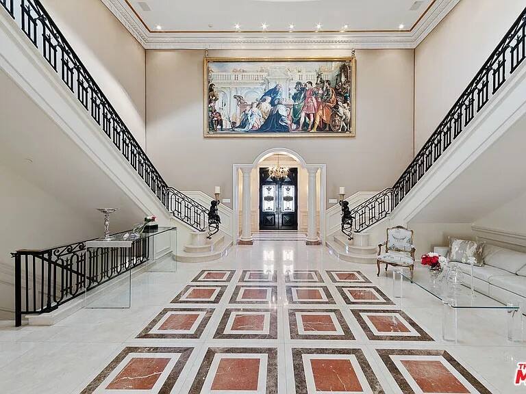 Embassy Los Angeles vacation rental photo 16