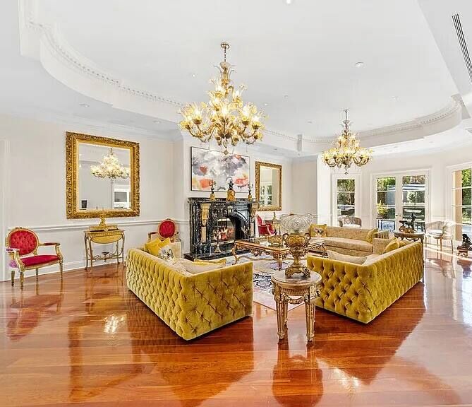 Embassy Los Angeles vacation rental photo 24