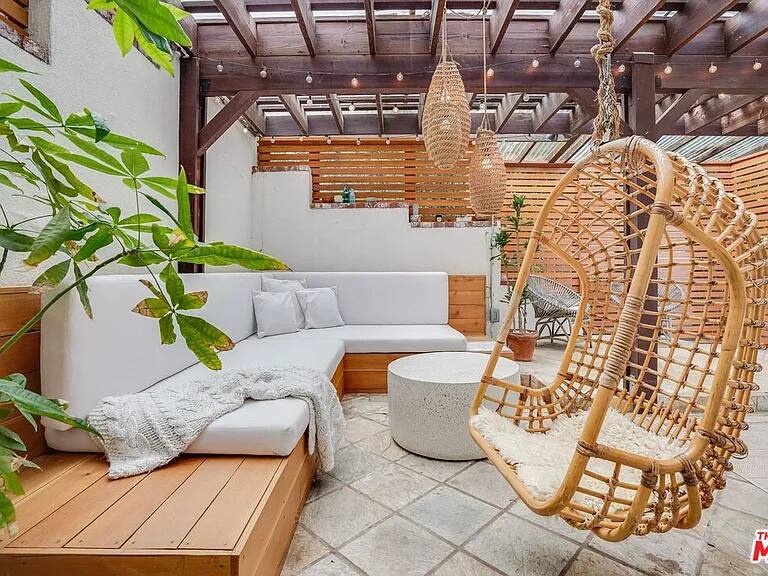 Fairfield Hideaway Los Angeles vacation rental photo 20
