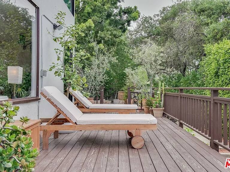 Fairfield Hideaway Los Angeles vacation rental photo 23