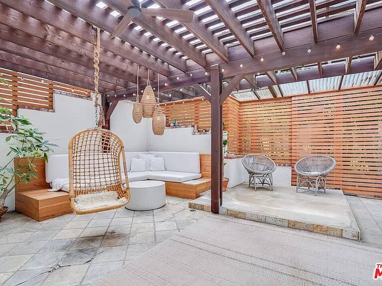 Fairfield Hideaway Los Angeles vacation rental photo 24