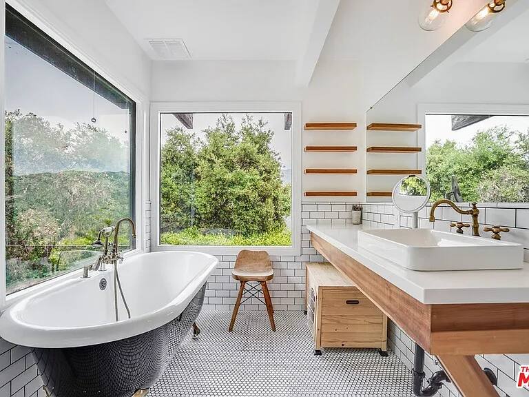 Fairfield Hideaway Los Angeles vacation rental photo 38