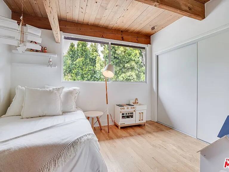 Fairfield Hideaway Los Angeles vacation rental photo 42