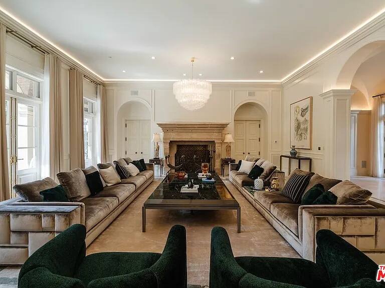 Gagganeau Chateau Los Angeles vacation rental photo 45