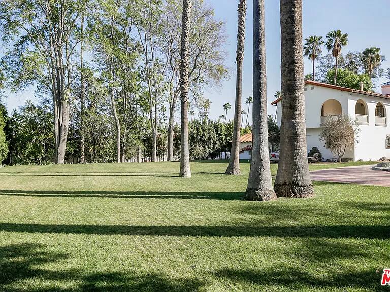 Hollywood Noire Los Angeles vacation rental photo 4