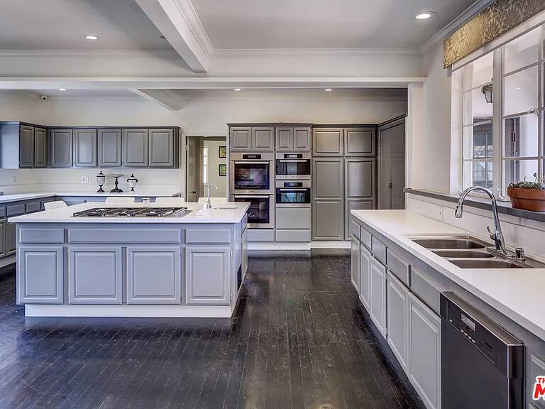 Hollywood Noire Los Angeles vacation rental photo 10