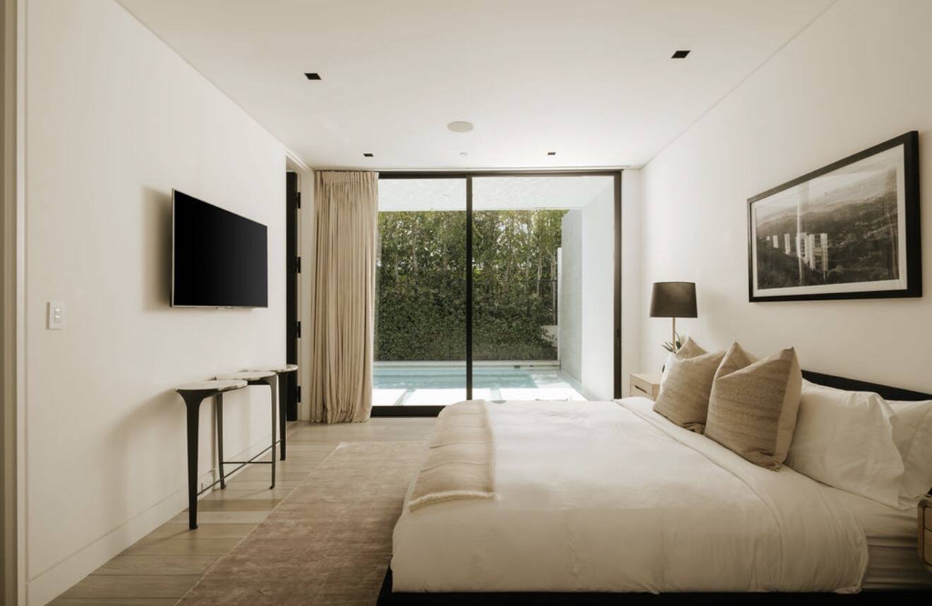 Jey Los Angeles vacation rental photo 29