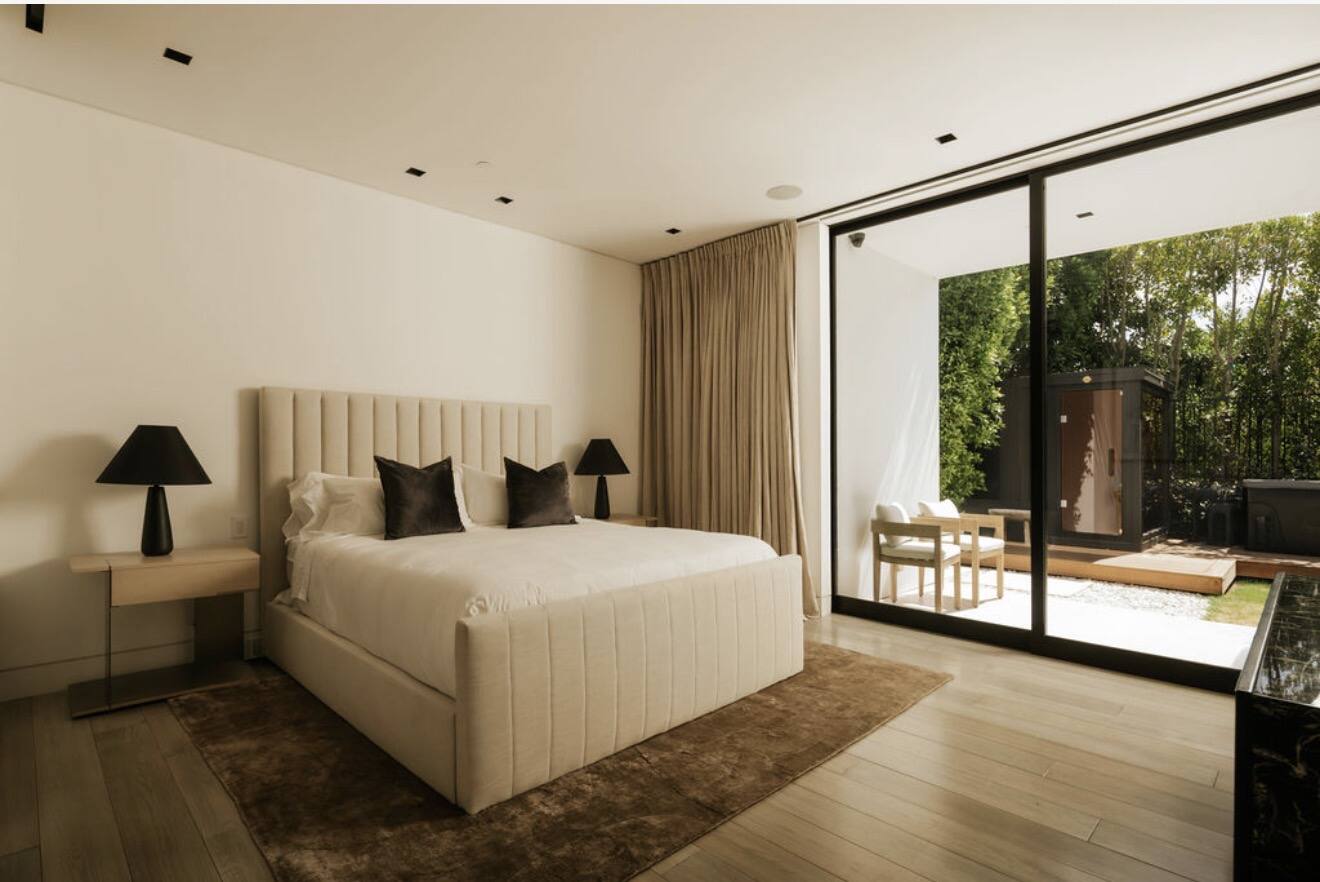 Jey Los Angeles vacation rental photo 30