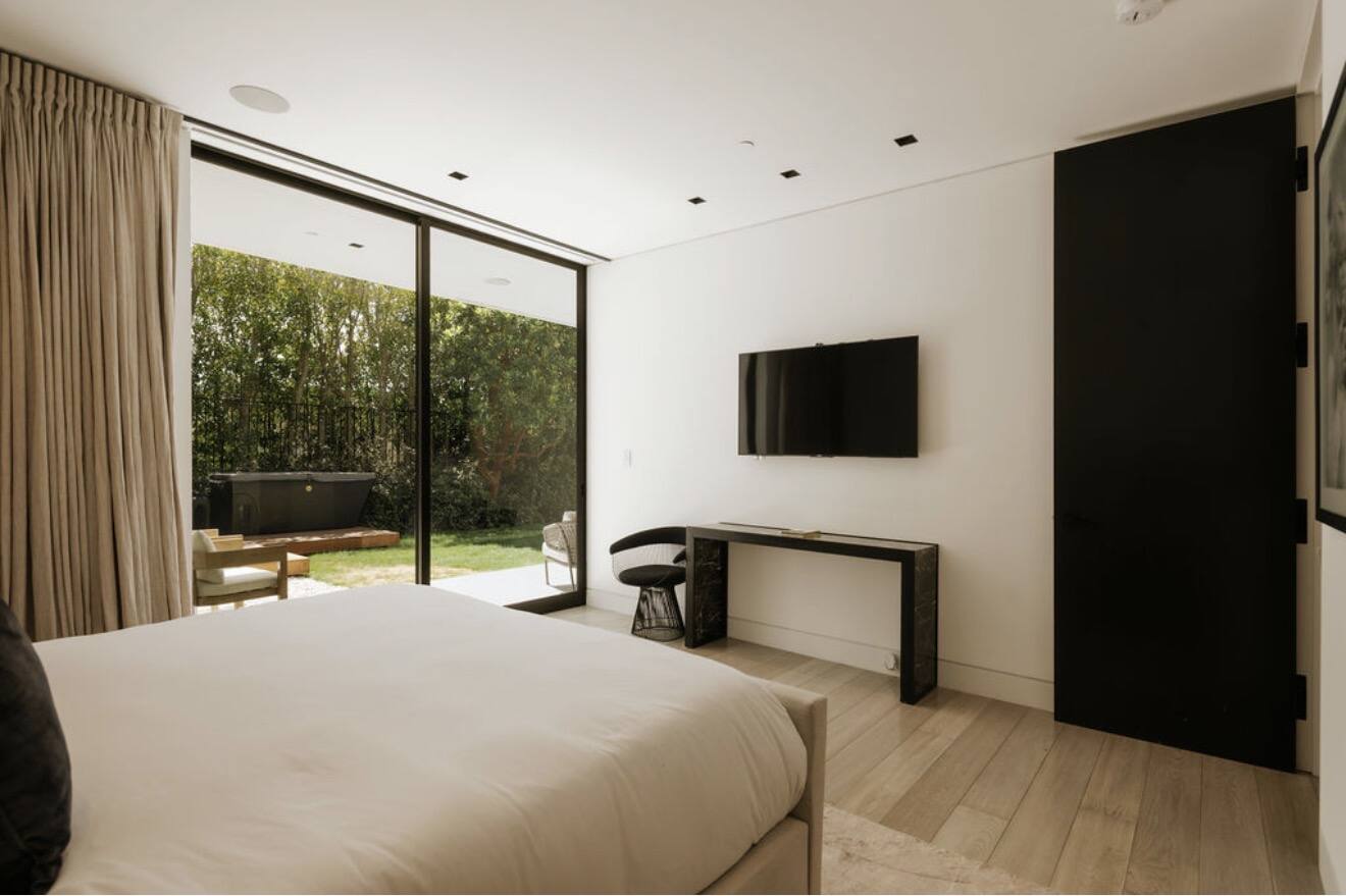 Jey Los Angeles vacation rental photo 31