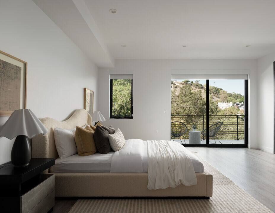 Knobhill Los Angeles vacation rental photo 26