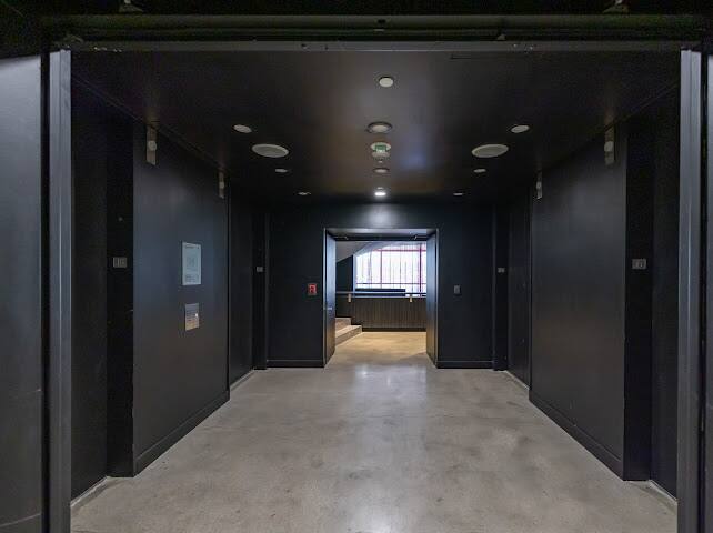 Neptune Noir Penthouse Los Angeles vacation rental photo 5