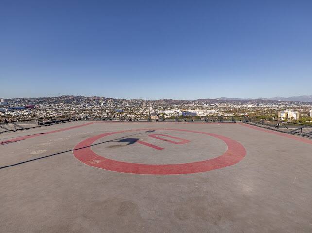 Neptune Noir Penthouse Los Angeles vacation rental photo 42