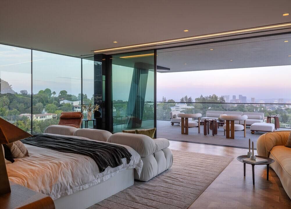 Sovereign Estate Los Angeles vacation rental photo 10