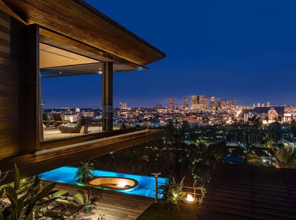 Sunset Retro Los Angeles vacation rental photo 1