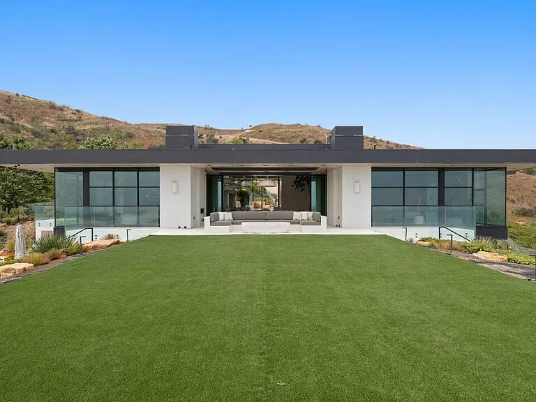 Carbon Haus Malibu vacation rental photo 15