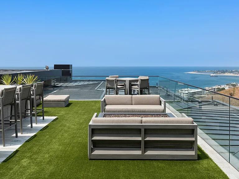Carbon Haus Malibu vacation rental photo 48