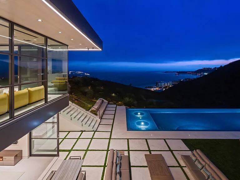 Carbon Haus Malibu vacation rental photo 52