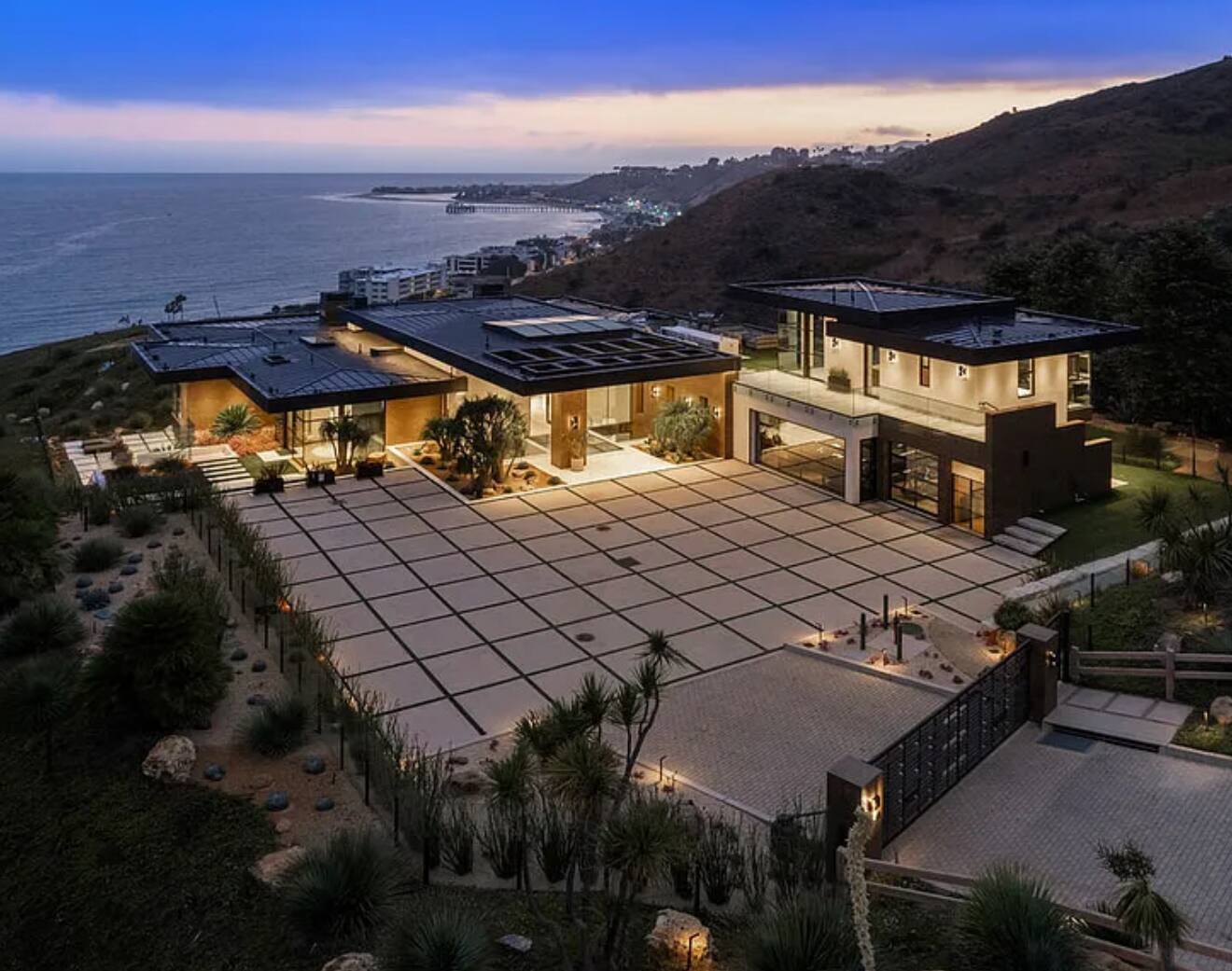 Carbon Haus Malibu vacation rental photo 53