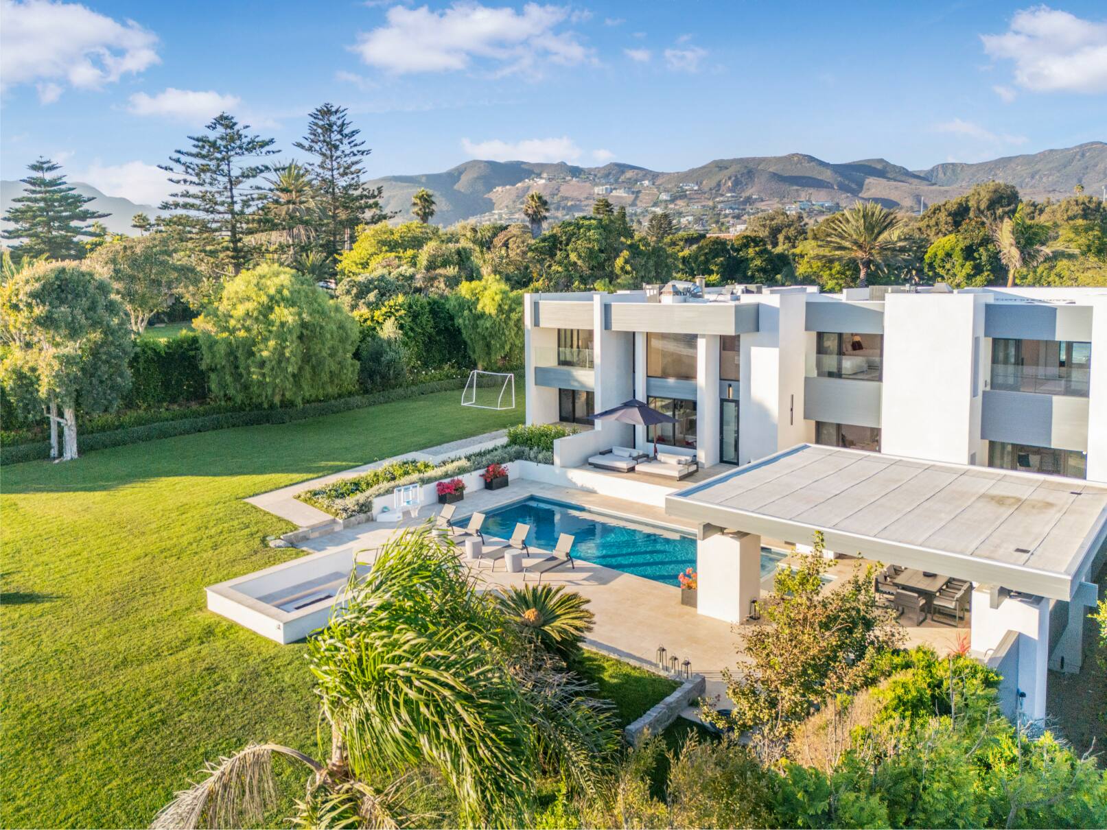 Incubus Malibu vacation rental photo 2