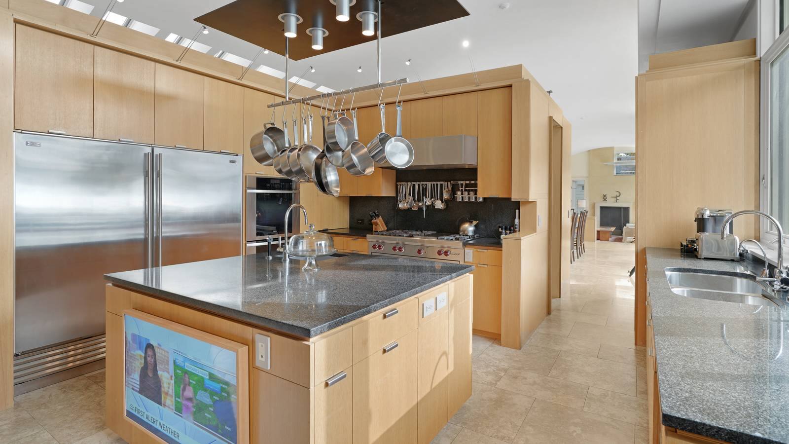 Snail Pond Martha's Vineyard vacation rental photo 6