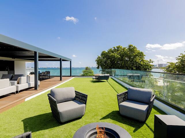 Beachfront Oasis Miami vacation rental photo 30