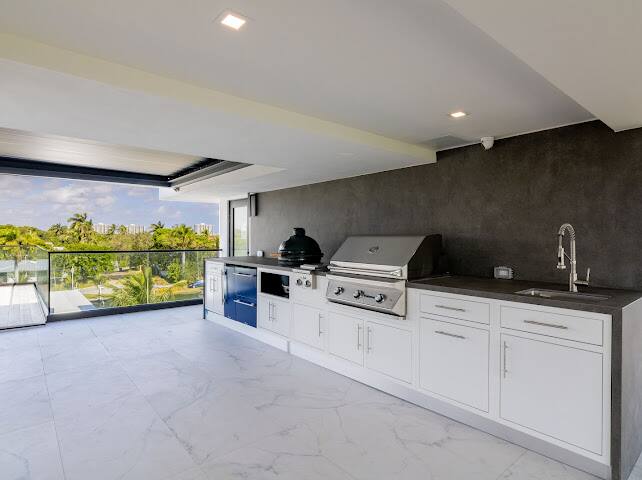 Beachfront Oasis Miami vacation rental photo 32