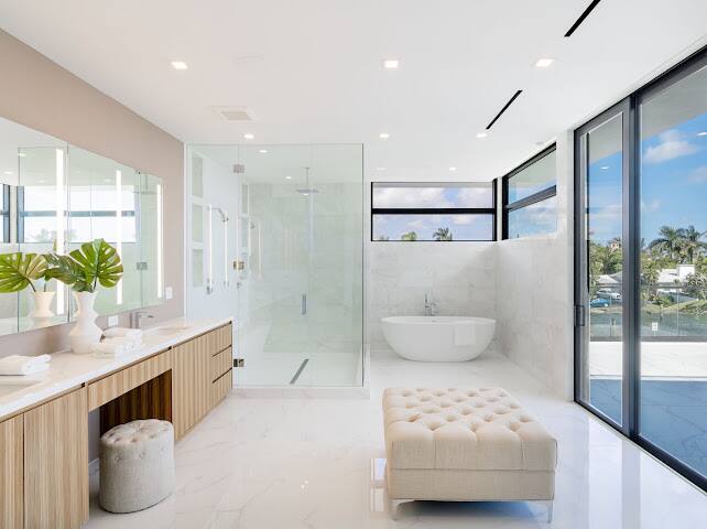 Beachfront Oasis Miami vacation rental photo 36