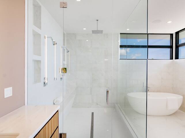 Beachfront Oasis Miami vacation rental photo 38