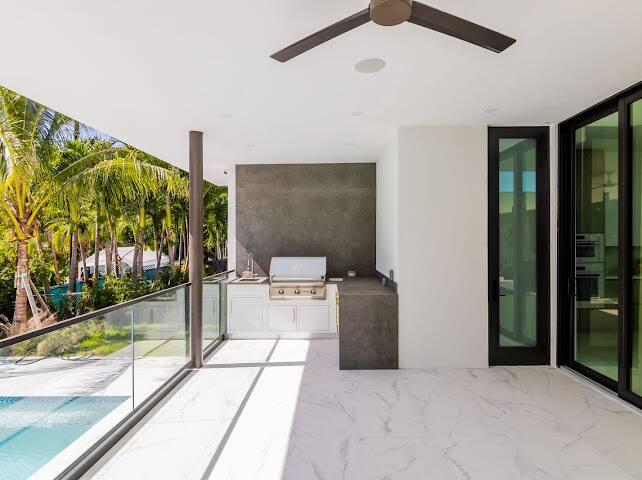 Beachfront Oasis Miami vacation rental photo 56