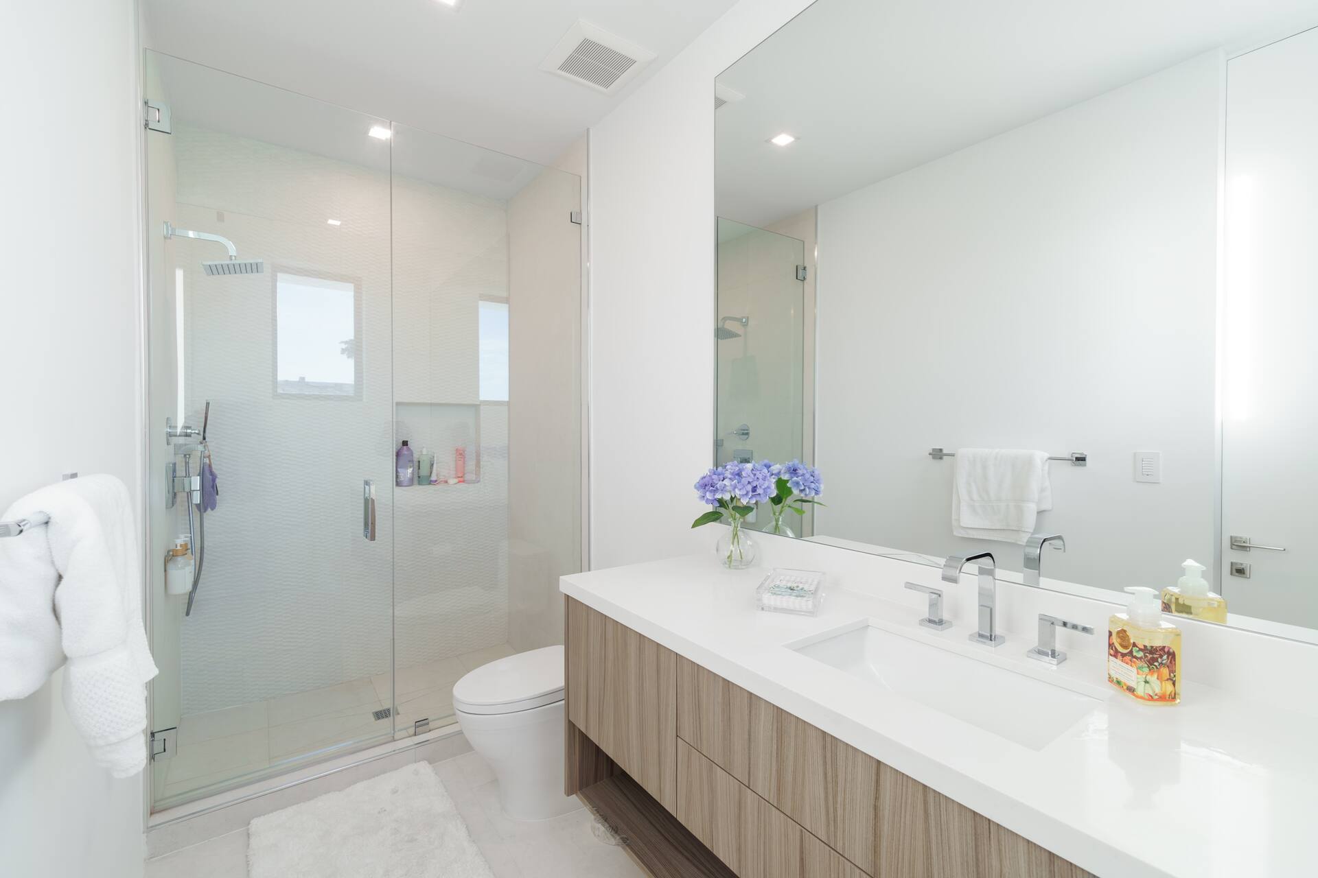 Blanco Belle Meade Miami vacation rental photo 55