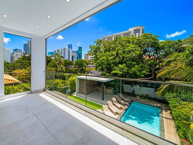 Chanel Miami vacation rental photo 53