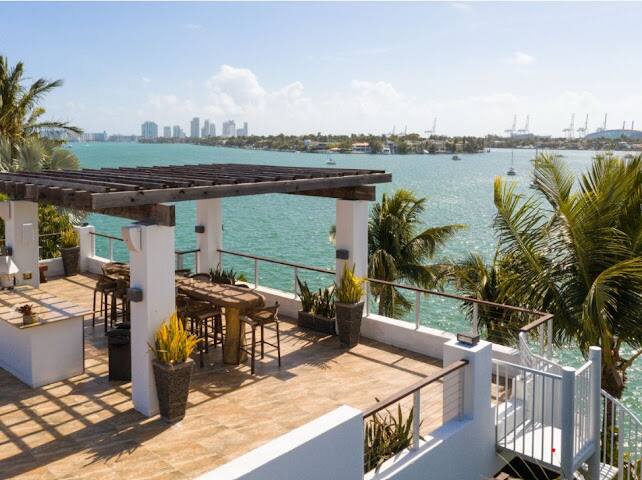 Tika Miami vacation rental photo 2