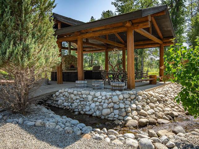 Bell River Montana vacation rental photo 59