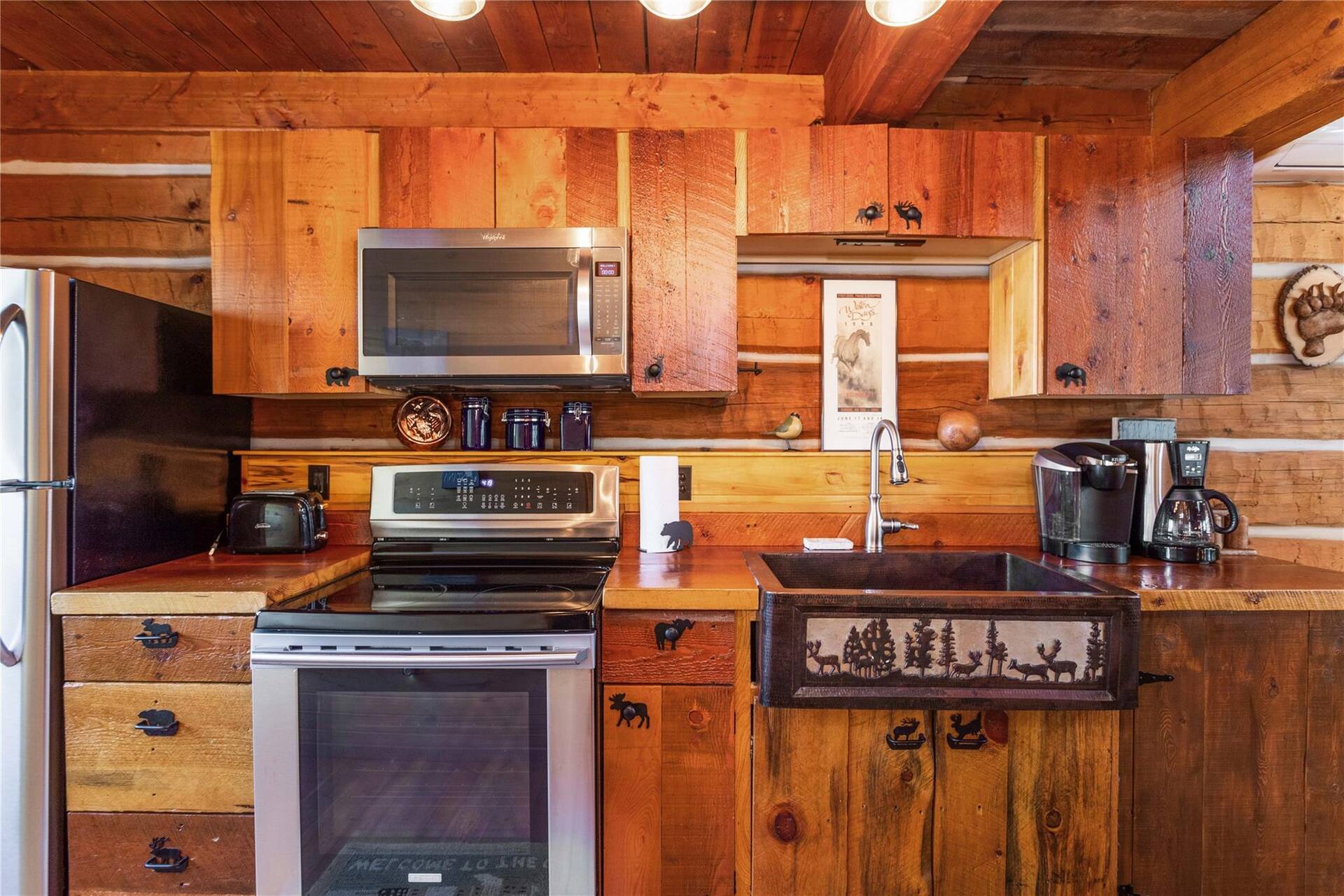 Elk Lake Lodge Montana vacation rental photo 14