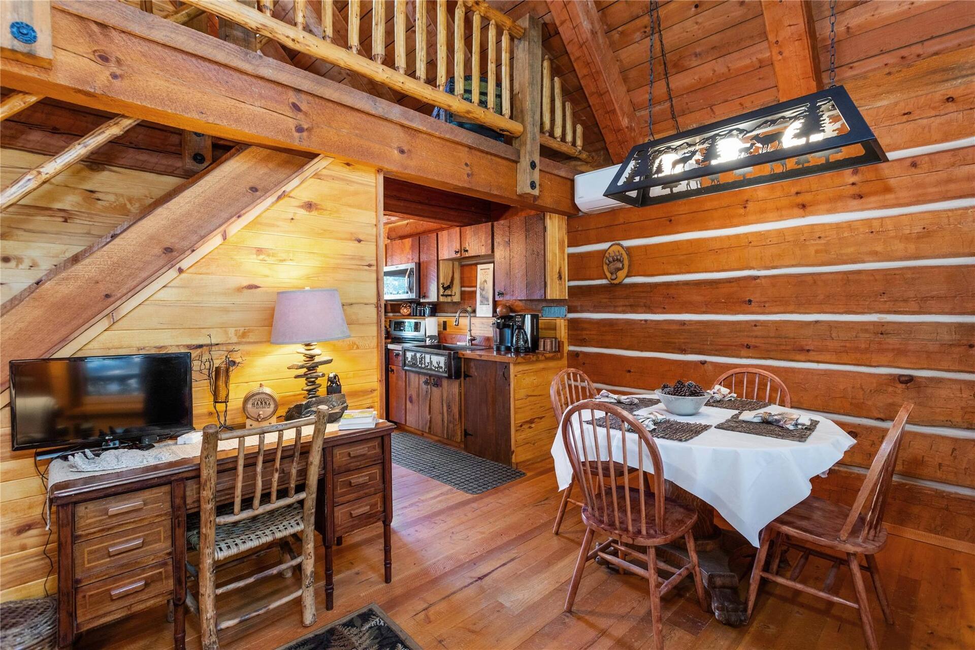 Elk Lake Lodge Montana vacation rental photo 15
