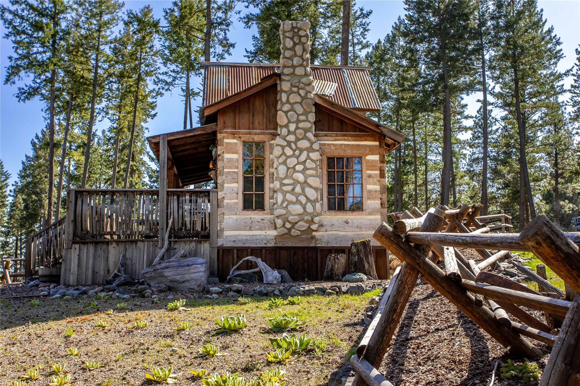 Elk Lake Lodge Montana vacation rental photo 26
